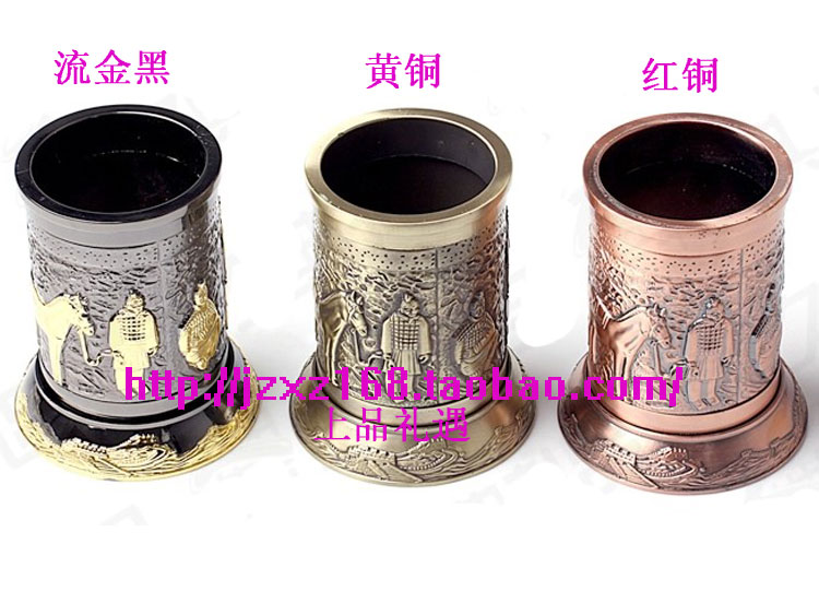 Upscale embossed Terracotta Warrior pen holder can turn creative tabletop pendulum pieces handicraft red brass brass two-Taobao