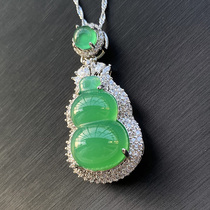 Natural ice species chalcedony pendant womens jade color gourd 925 necklace pendant Emerald agate silver pendant