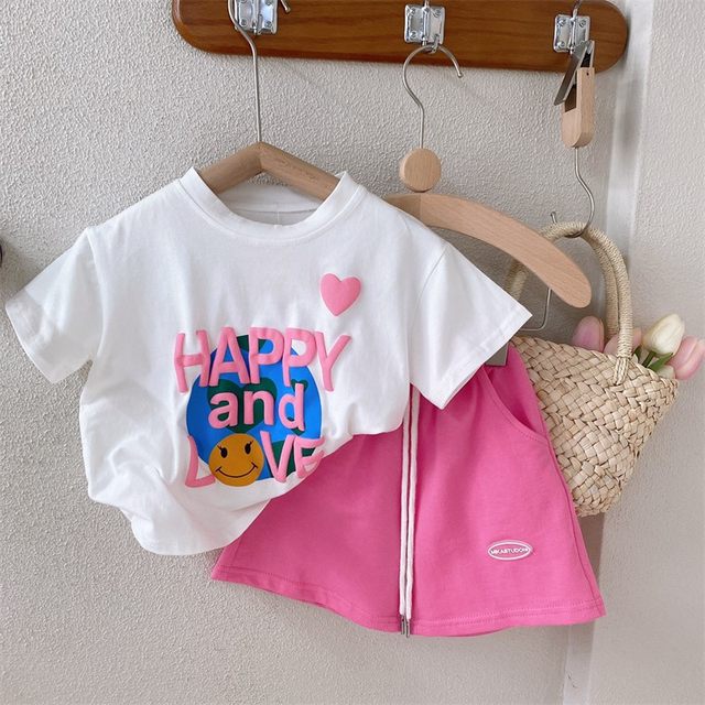 Girls short-sleeved sports suit 2022 summer new children's casual T-shirt shorts two-piece baby fashionable summer clothes