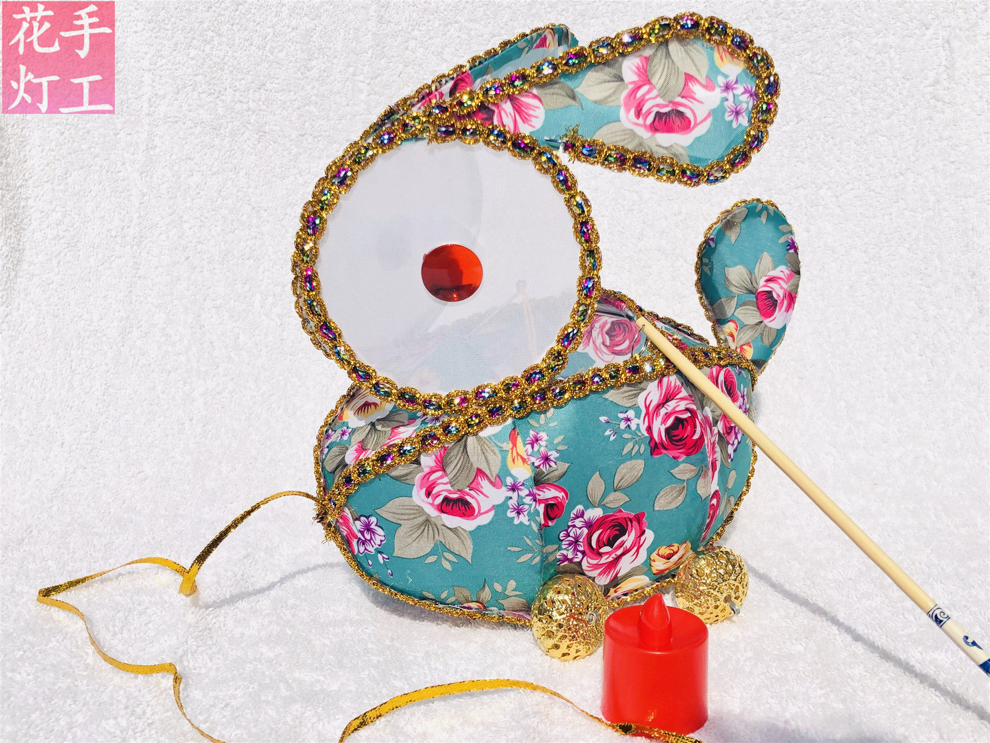 Chinese Lunar New Year Lantern Festival Festive Flowers Light Handmade Lanterns handmade lanterns Drag to lift Luminous Silk Cloth with Wheel Rabbit Light