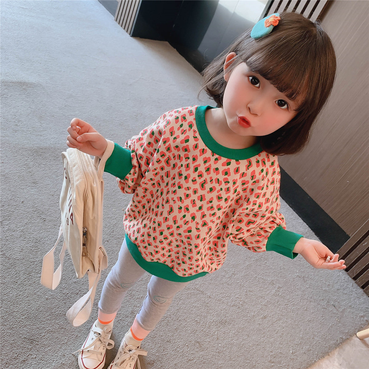 Girls' thick T-shirt BAO WEN spring and autumn 2022 new Western style children's Korean version of children's clothing girls baby autumn top children