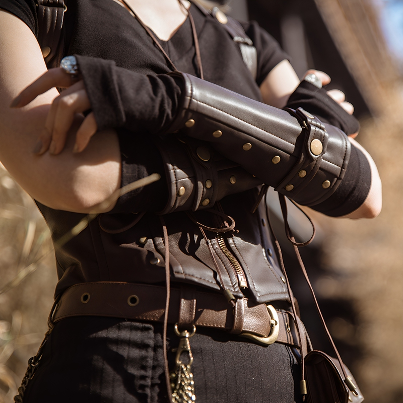 Steamland Steampunk Medieval Retro Coffee Leather Rivet Adjustable Arm Accessory Wrist Guard Arm Guard