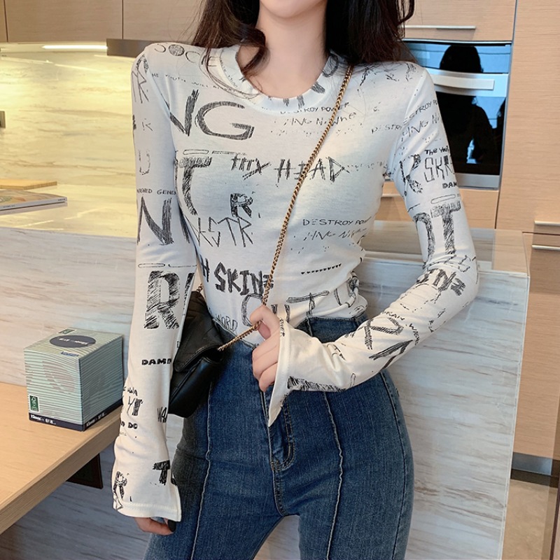 Round Collar Inner Hitch Woman 2022 Chunqiu New Korean version of the Slim Alphabet Printed Foreign Pie Long Sleeve Inner lap jacket
