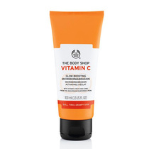FS UK THE BODY SHOP Vitamin C Scrub Care Revitalizing Microcrystalline Scrub