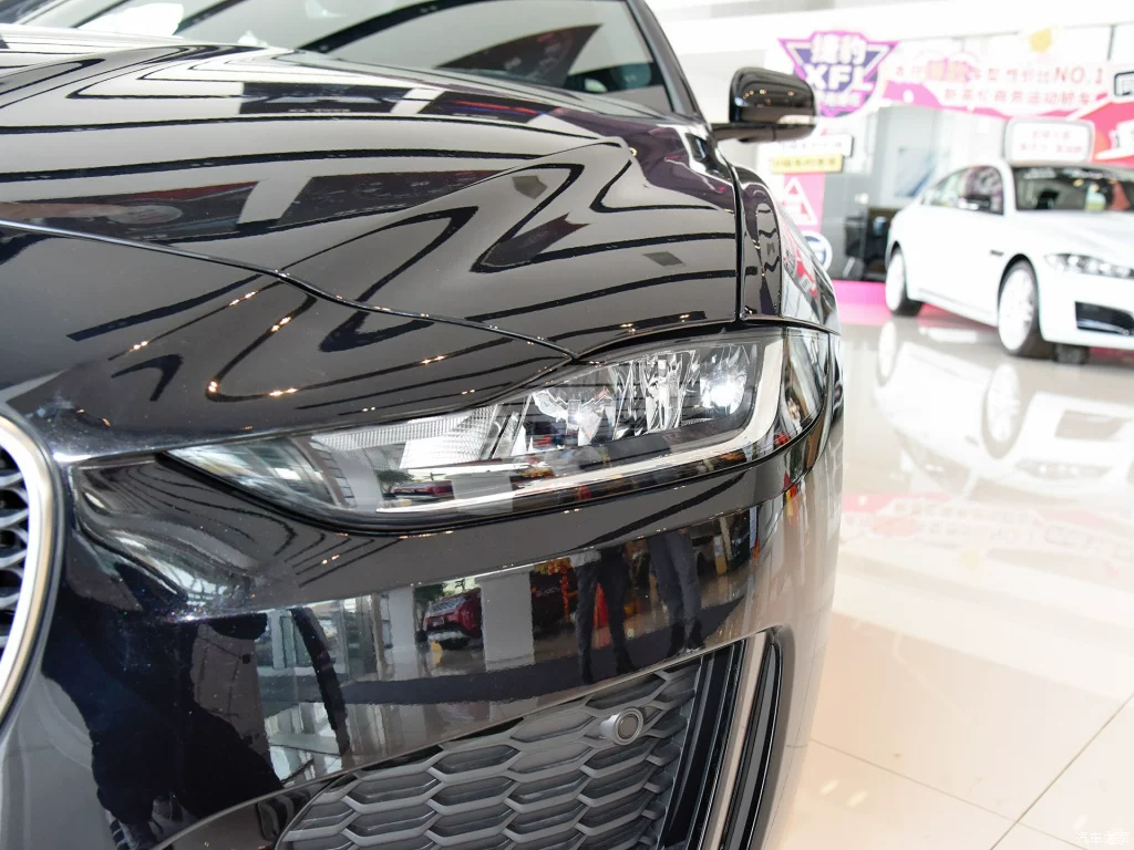 Подходит для 2020 Jaguar XE большая лампа, абажур, крышка фары, оболочка фары, поверхность оболочки фары