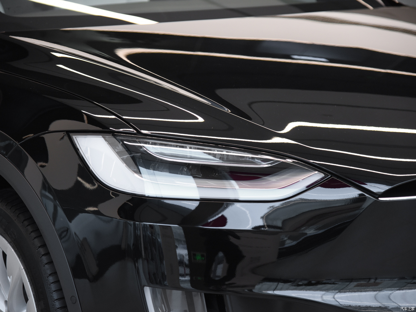 Подходит для 16-17-18-19-20-21-22 Tesla Model X большой фонарь модель X маска корпус