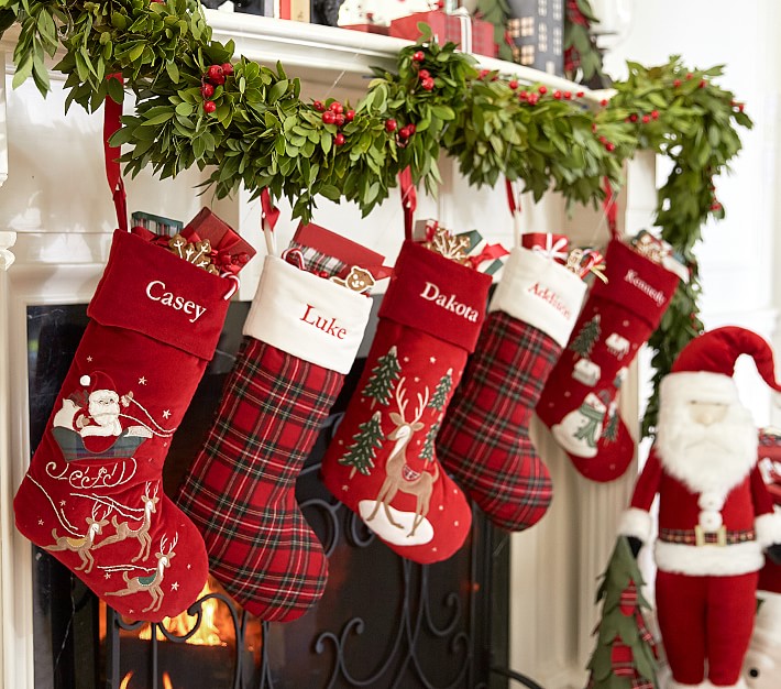 Foreign trade new US in sales-upscale flat flannel with Christmas socks hanging up Christmas gifts