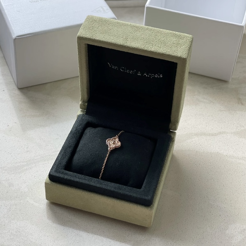Vca Van Cleef & Arpels Alhambra Sweet Lucky Four-Leaf Gold-Plated Bracelet 18K Gold Rose Gold Color