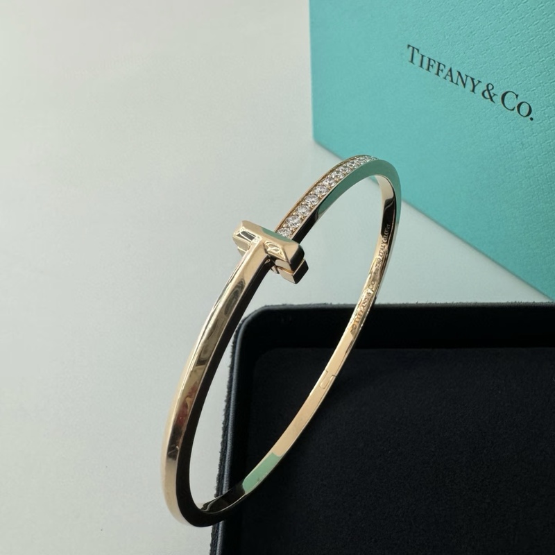 Tiffany & Co. Tiffany T1 Diamond-Encrusted Narrow Hinged Bracelet in 18K Rose Gold, Unisex Style