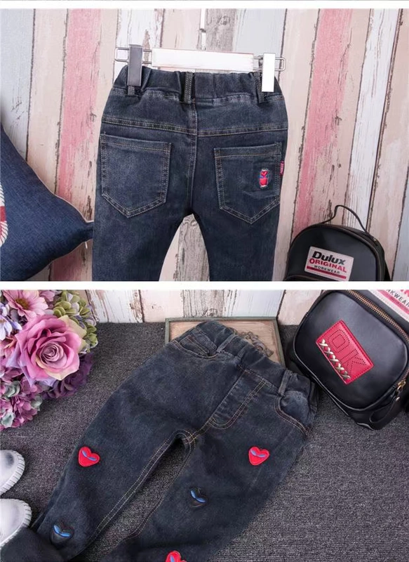 Những mẫu áo thu đông 2018 cho bé gái cộng với quần jeans nhung dày cho bé
