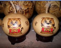 Natural persimmon apple plinth is branded as tiger baby 1 pair