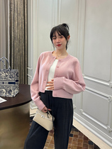 (LeoMami) maternity wear spring soft waxy wool raglan sleeve sweater jacket short temperament knitted cardigan
