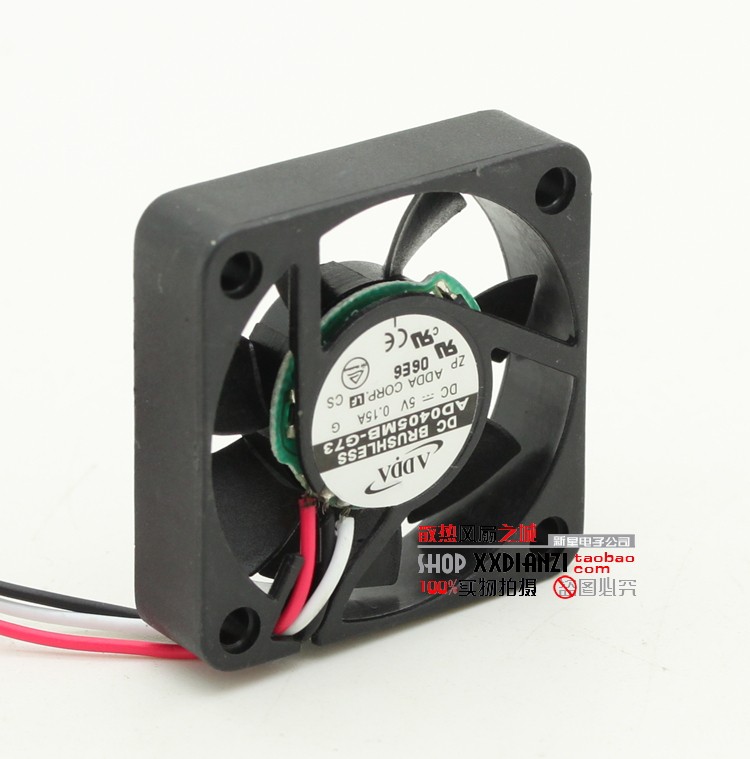 Originally installed ADDA AD0405MB-G73 4010 4cm 5V 15A 0 15A-wire cooling fan can be connected USB