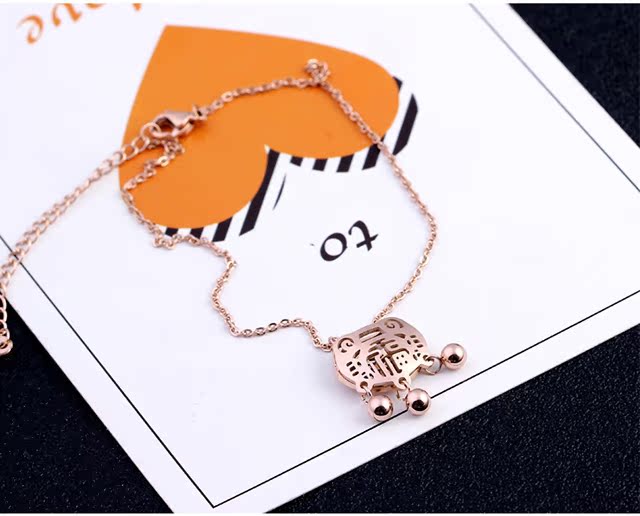 Phiên bản Hàn Quốc đơn giản, vàng hồng có tuổi thọ cao Fu khóa titan mắt cá chân chuỗi sinh viên Sen gợi cảm nữ vòng chân nữ mẫu 2018 lắc chân chuông