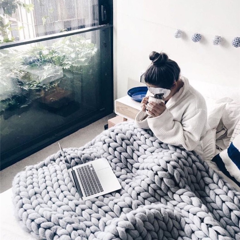 Ins net red ultra-thick imitation wool hand-woven blanket Nordic home nap blanket air-conditioning blanket cover blanket shooting props