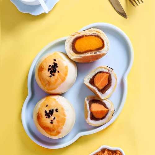 Середина фестиваля фестиваля яичные желтковые торты снежные подарочная коробка для девочек Установленная коробка сетка красные закуски для взрывов, хлеб на завтрак.