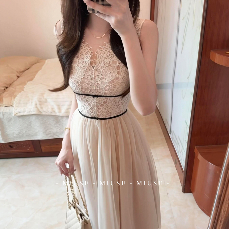 Chanel-Style Dress with Intricate Lace Splicing, Birthday Dress, Formal Dress, Mesh Long Dress, Tank Dress, Waist-Cinching Princess Dress Chanel-Style Dress with Intricate Lace Splicing, Birthday Dress, Formal Dress, Mesh Long Dress, Tank Dress, Waist-Cinching Princess Dress
