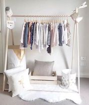 ins Nordic style simple floor hanger clothing display wooden frame shooting props childrens room decoration hanger