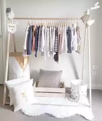 ins Nordic style simple floor hanger clothing display wooden frame shooting props children's room decoration hanger