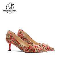 Show and suit Wedding Shoes Women 2022 New Red Wedding Shoes Cat With Mustard Bridal Shoes Chinese Embroidered Shoes Wedding Banquet