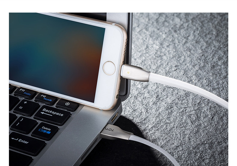 TOTU Zinc Alloy Connector Rhombic LED Audo-disconnect Quick Charge Lightning Cable for Apple iPhone iPad iPod