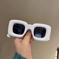 Белый квадрат (модель для взрослых)