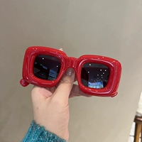 Красная квадрат (взрослая модель)