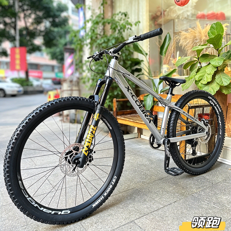 Cobra 380Am Mountain Bike, Bicycle, Dirt Bike, High-Strength Off-Road Mountain Bike Cobra 380Am Mountain Bike, Bicycle, Dirt Bike, High-Strength Off-Road Mountain Bike
