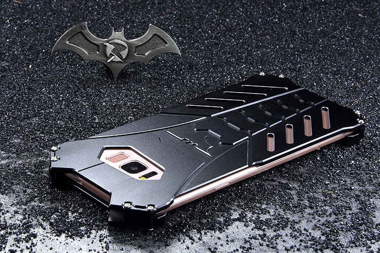 R-Just Batman Shockproof Aluminum Shell Metal Case with Custom Batarang Stent for Samsung Galaxy S8 & Samsung Galaxy S8 Plus