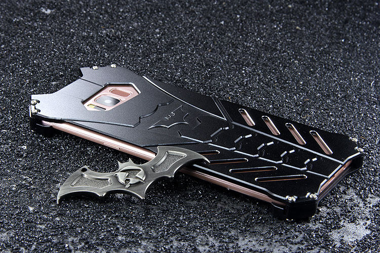 R-Just Batman Shockproof Aluminum Shell Metal Case with Custom Batarang Stent for Samsung Galaxy S8 & Samsung Galaxy S8 Plus