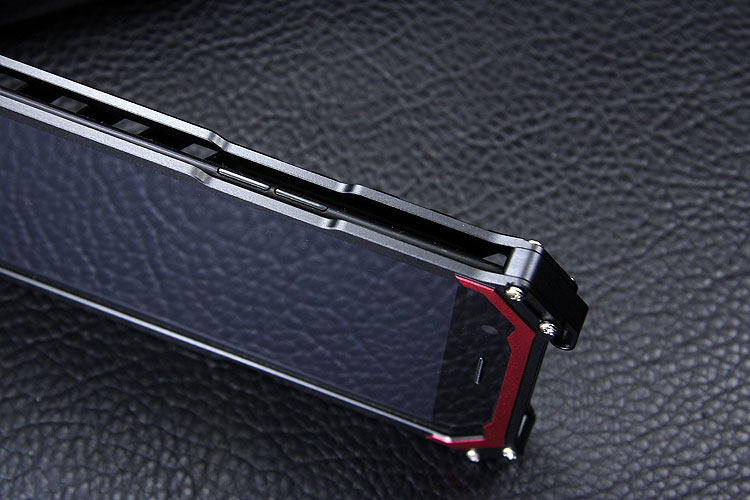 SEISMIK S-ONE Armor Man Shockproof Aluminum Shell Metal Case Cover for OPPO R11 / OPPO R11 Plus