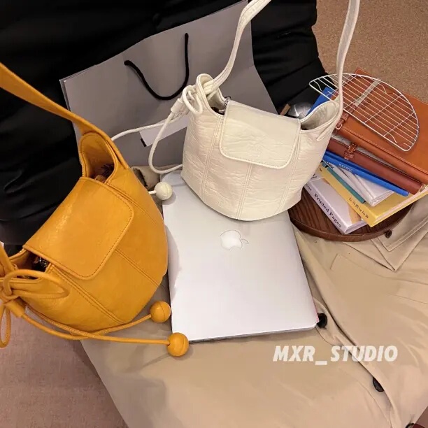 Mango Smoothie】2026 New Fashion Women's Bag Bucket Bag Women's Pumpkin Bag Single Shoulder Crossbody Bag High-End Bag Mango Smoothie】2026 New Fashion Women's Bag Bucket Bag Women's Pumpkin Bag Single Shoulder Crossbody Bag High-End Bag