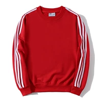 Красный тройной бар с длинными рукавами