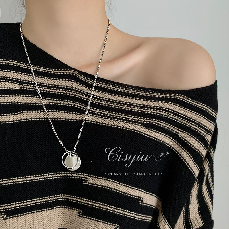 Sisia Ring Necklace Woman Ins Hip Hop Light Lavish Crowdlock Bone Chain Superior Sensual Long Version Round Plate Pendant Accessories