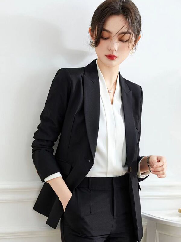 V-Neck Sleeveless Shirt for Women, New Spring and Summer Style, Suitable as a Base Layer under a Blazer, Short-Sleeved Solid Color T-Shirt, Can Be Worn as an Outer Layer or as a Small Vest