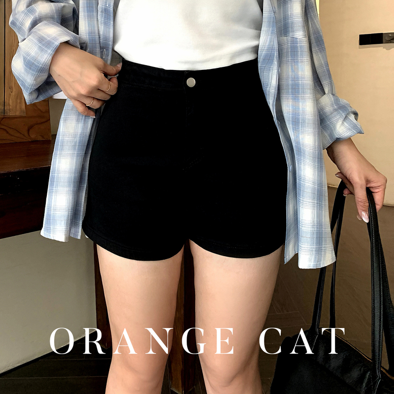 Black High-Waisted Hip-Hugging Shorts, Plus Size, Korean Style, Stretchy, Slimming Hot Pants for Women Black High-Waisted Hip-Hugging Shorts, Plus Size, Korean Style, Stretchy, Slimming Hot Pants for Women