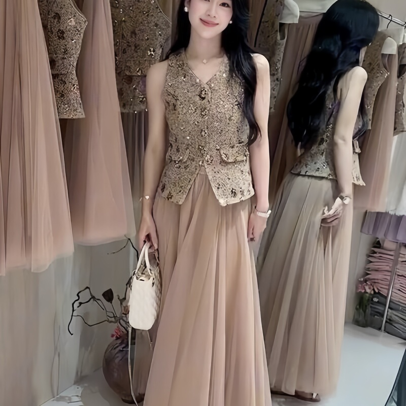 Spring and Summer New Fashion Heavy Sequin V-Neck Sleeveless Chanel-Style Vest High-Waisted Mesh Skirt Set Spring and Summer New Fashion Heavy Sequin V-Neck Sleeveless Chanel-Style Vest High-Waisted Mesh Skirt Set