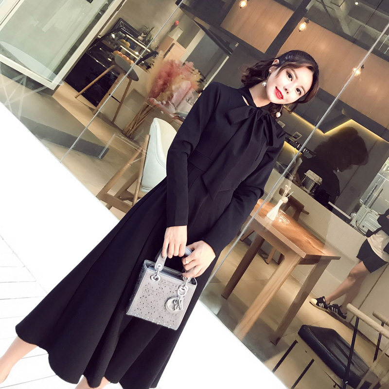 秋冬新款蝴蝶结长裙赫本小黑裙打底连衣裙名媛气质显瘦a字裙长裙
