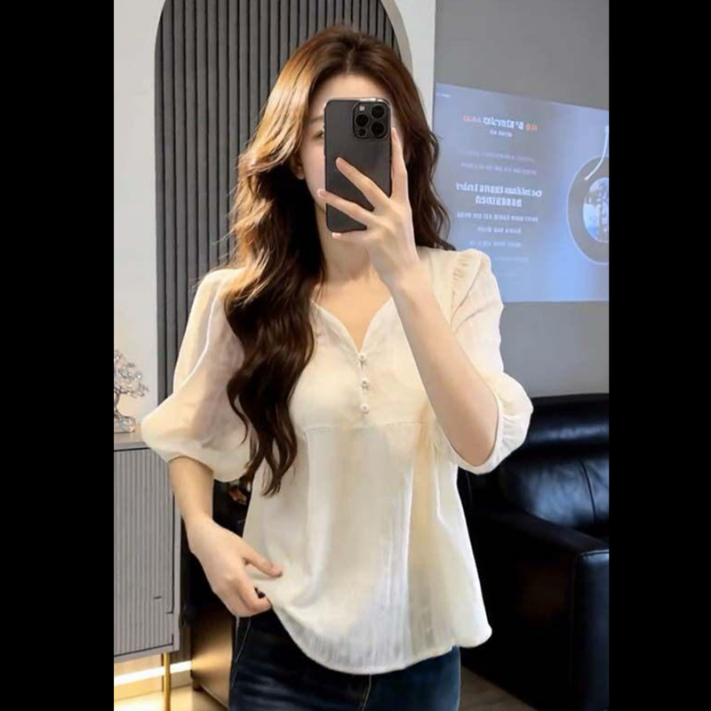 French-Style V-Neck Chiffon Shirt for Women, Summer Thin Style, High-End Luxury, Stylish Hollow Lace Embroidery, Tummy-Covering Top French-Style V-Neck Chiffon Shirt for Women, Summer Thin Style, High-End Luxury, Stylish Hollow Lace Embroidery, Tummy-Covering Top