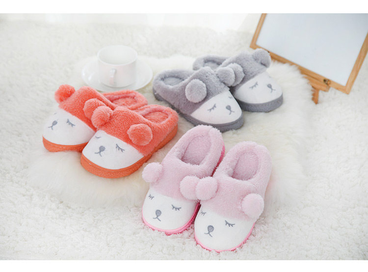 Pantoufles enfants en suède pour hiver - semelle caoutchouc - Ref 1032333 Image 32