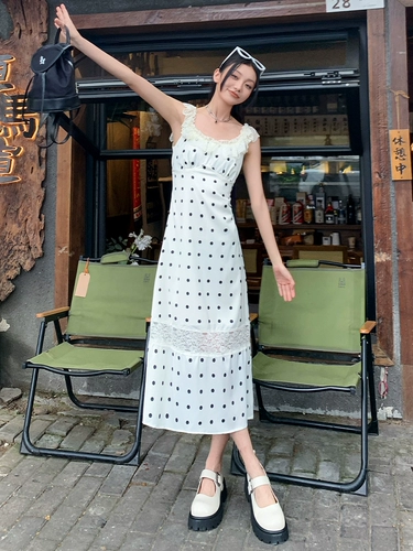 Кружевное летнее платье-комбинация, юбка, небольшой дизайнерский приталенный корсет, платье, с акцентом на бедрах