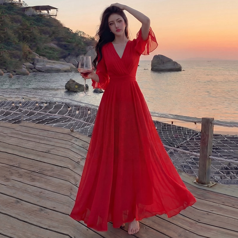 Summer Women's Red V-Neck Dress with a Waist-Cinching Design, Slimming Effect, Beach Vacation Style, Ankle-Length, Elegant Long Dress