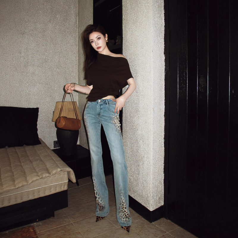 Dismannling Retro Hot Girl Style Leopard Print Jeans Light Blue High-Waisted Flared Slim Fit Extended Pants