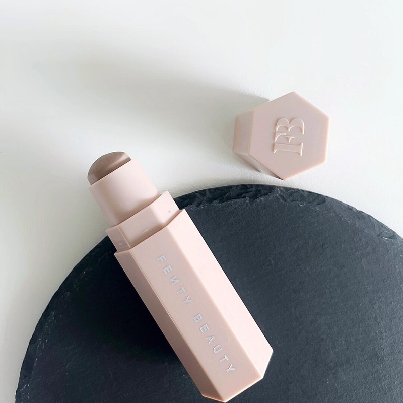 Fenty Beauty Rihanna Amber Contour Stick Fb Nose Shadow Natural Three-Dimensional Contouring Matte Shadow
