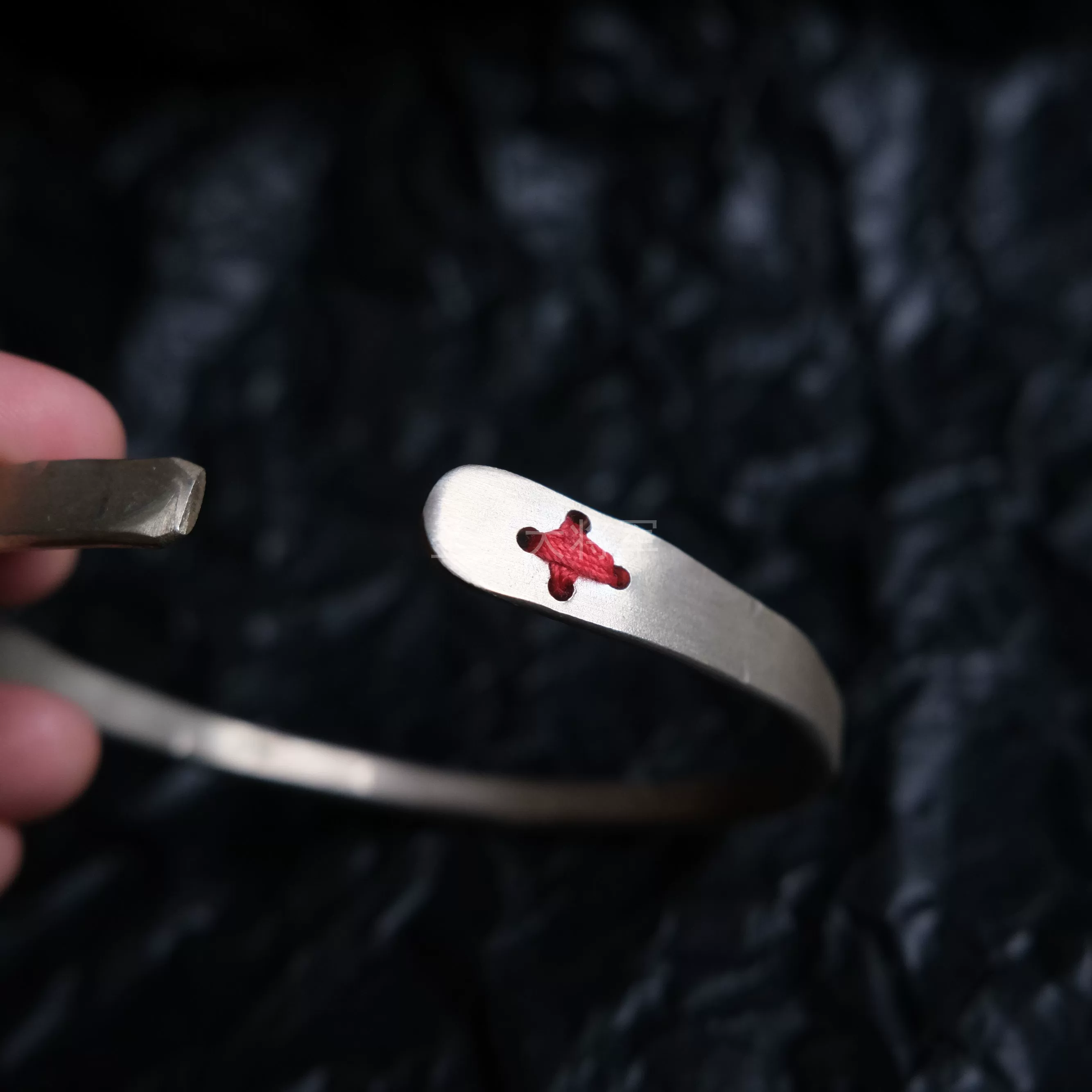 [Purchasing] M.A+ by Maurizio Amadei Classic Retro Red Line Cross Sterling Silver Bracelet