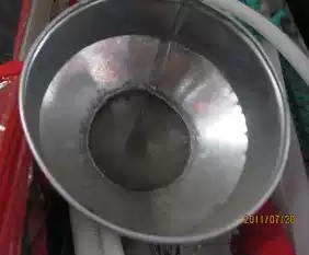 Iron funnel with filter screen can be customized in various sizes stainless steel filter funnel