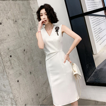 High-end white dress dress dress female temperament high-end banquet celebrity light luxury niche dress can usually be worn