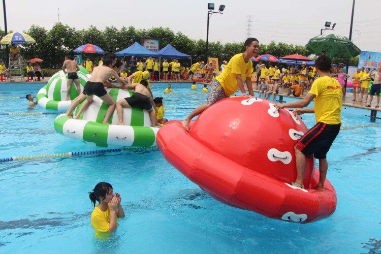 Inflatable water toy water top water Banana Boat Seesaw Inflatable Slide Water Park Water Park Pleasure Equipment