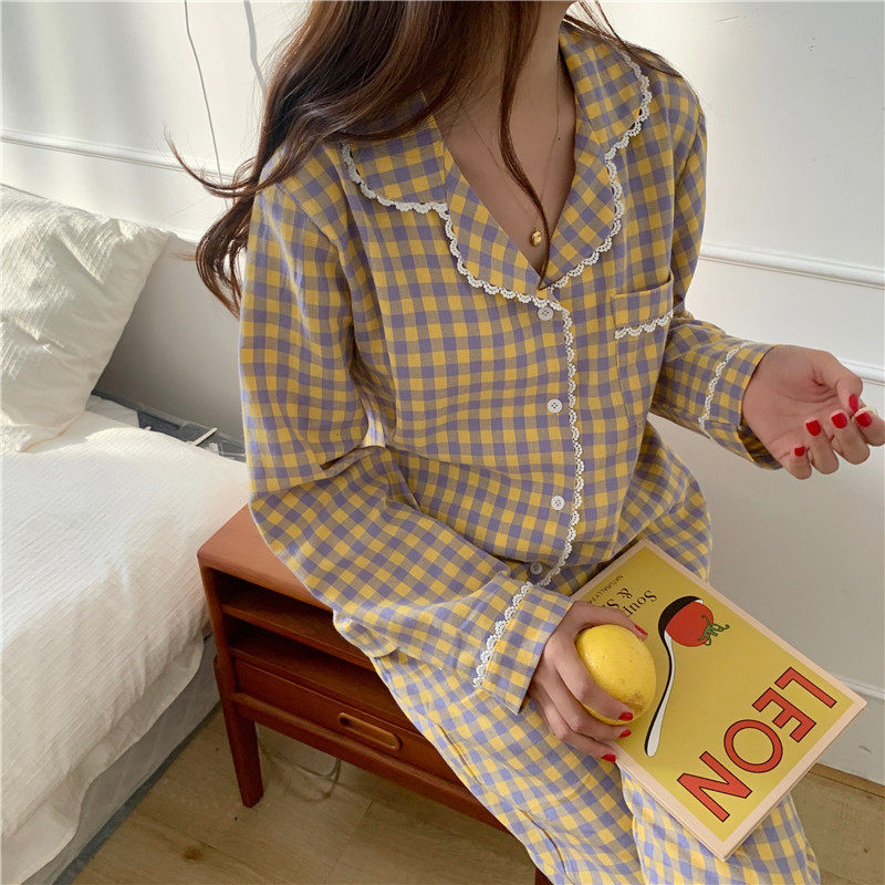 Korean version of ins retro plaid lapel sweet lace pajamas women's spring and autumn long-sleeved homewear suit two pieces