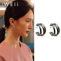 The WEii hand works amazing girl Shen Siyi Jin Chen Zheng Xiuyan with the same three-layer circle ear-ear clip